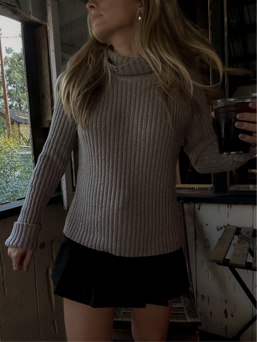 90s Turtleneck Heathered Sweater